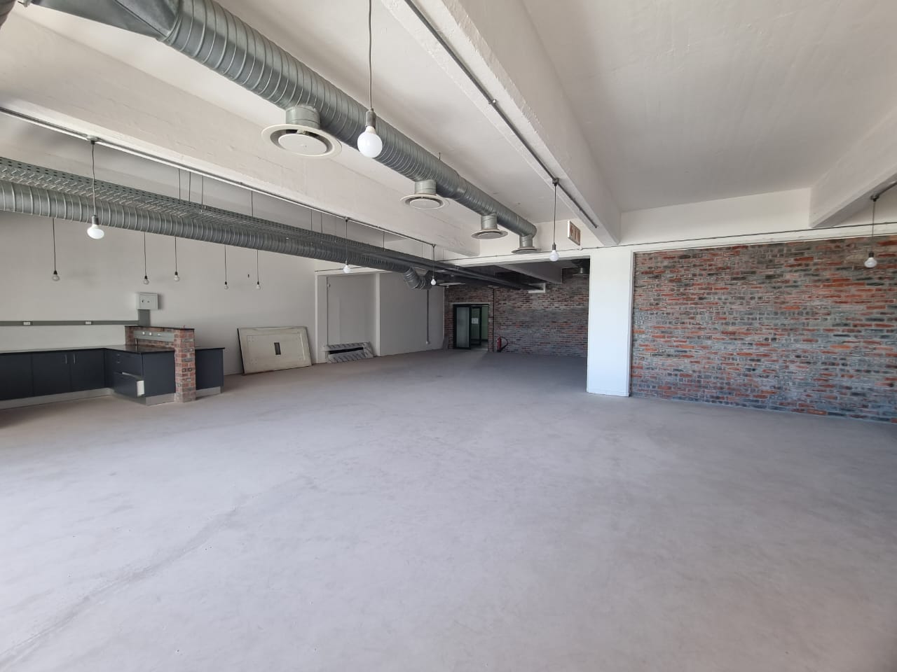 To Let commercial Property for Rent in Salt River Western Cape